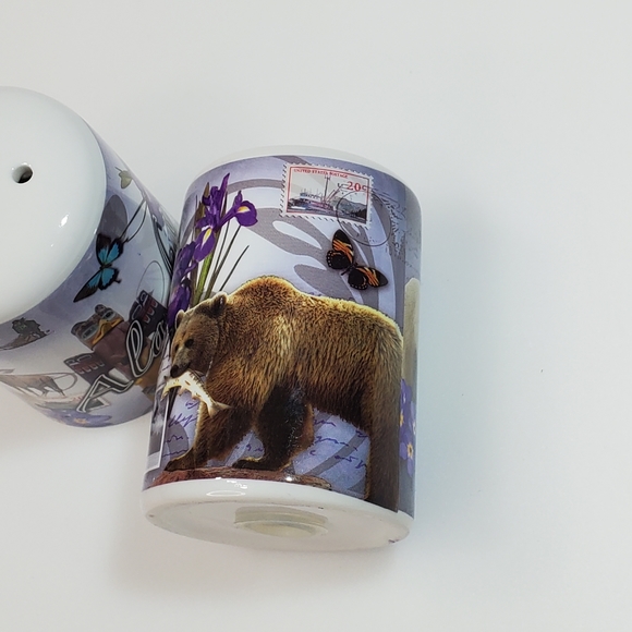 Alaska Salt and Pepper Shakers - Picture 12 of 15